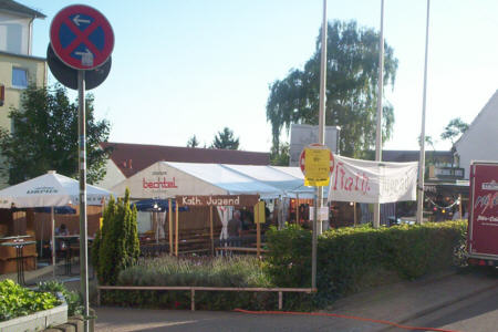 Dorffeststandplatzstandardfoto
